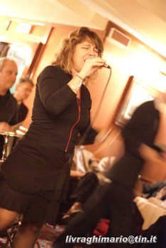 Laura Fedele, organizzatrice e regina della bellissima serata al Caffé Doria