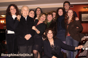 Foto di gruppo con Bruno De Filippi - Singer's Night al Caffé Doria. Milano, gennaio 2007
